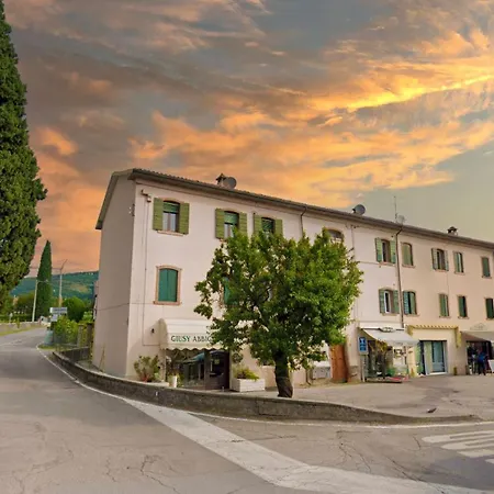 Sweet Apartment For Friends And Family In Valpolicella San Pietro in Cariano Exterior photo